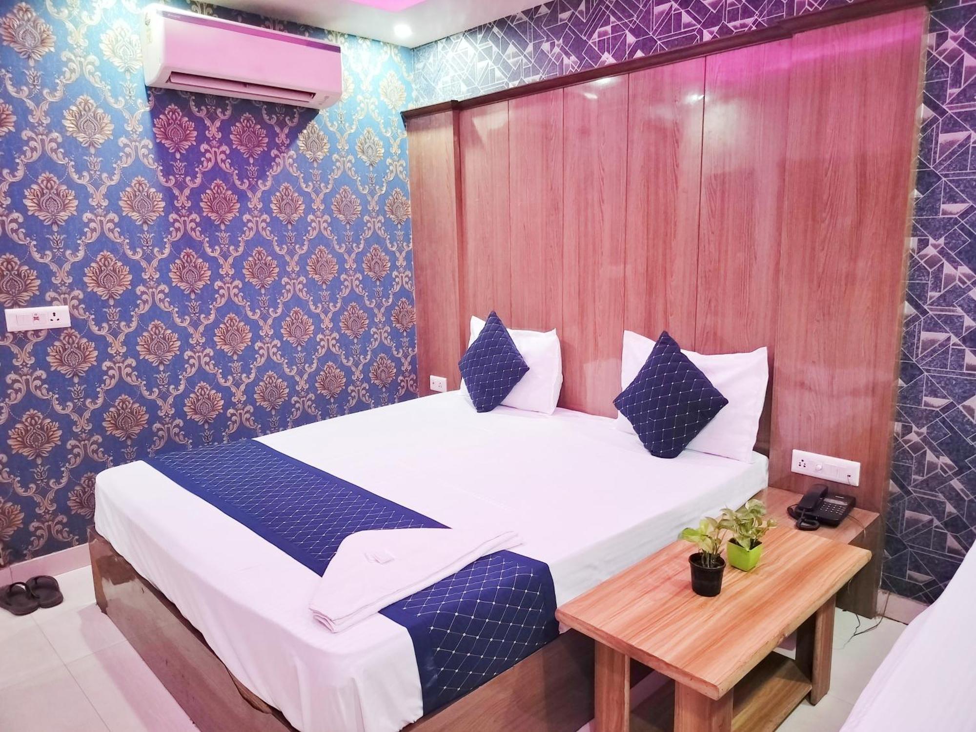 Ishaan Delhi Airport -unit Of Ishaan Hospitality Hotel