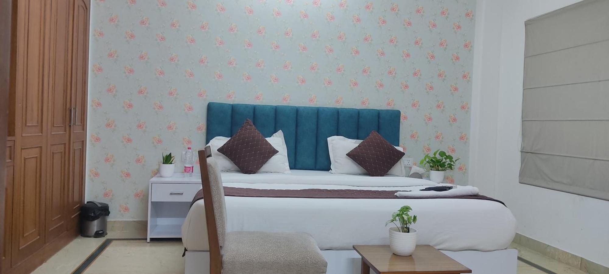 Hotel Ishaan Delhi Airport -unit Of Ishaan Hospitality 3*