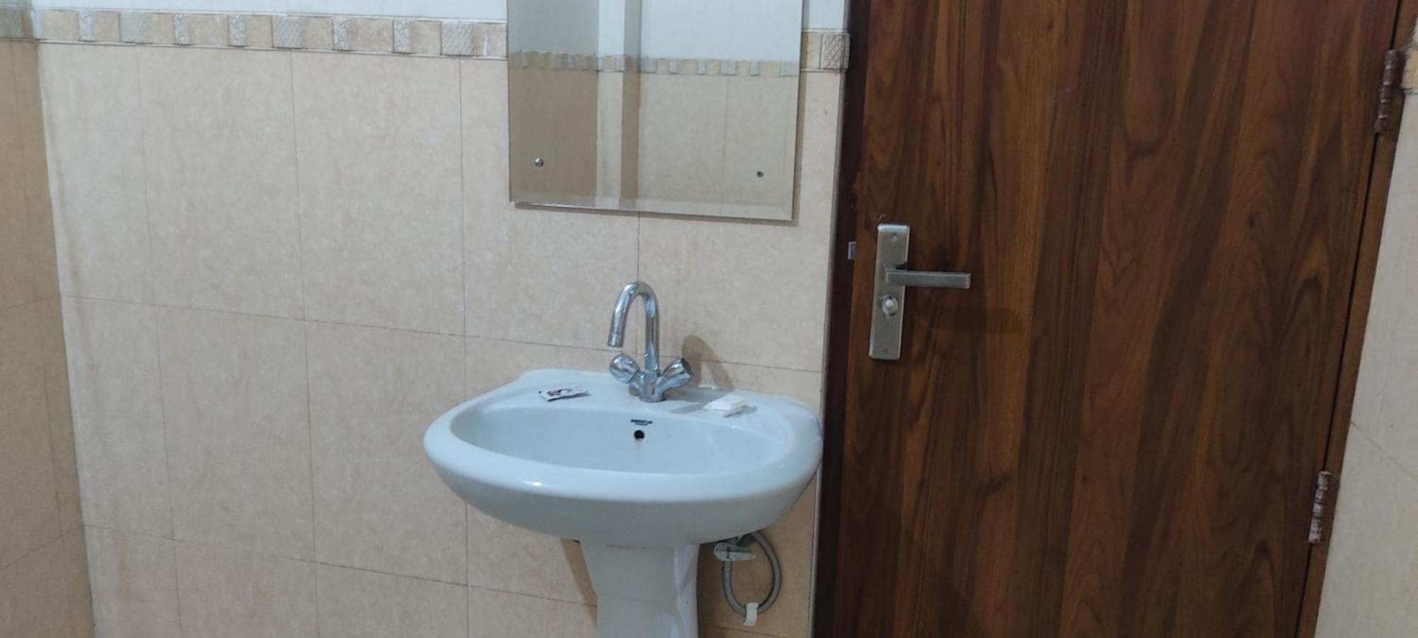 Ishaan Delhi Airport -unit Of Ishaan Hospitality 3* New Delhi