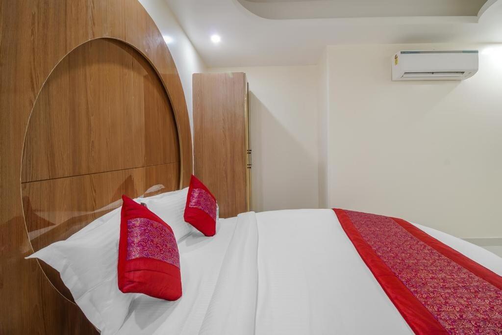 Ishaan Delhi Airport -unit Of Ishaan Hospitality New Delhi