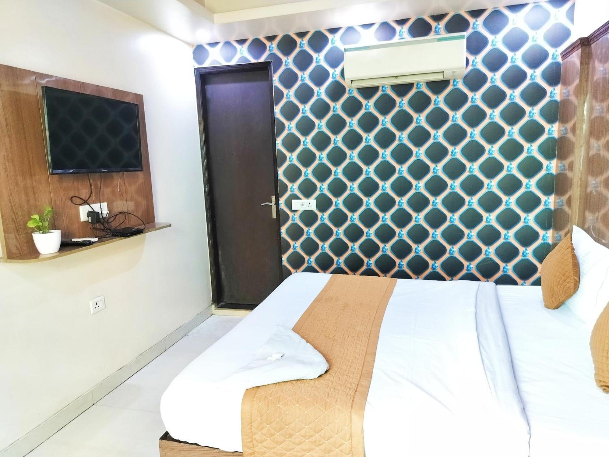 Ishaan Delhi Airport -unit Of Ishaan Hospitality New Delhi