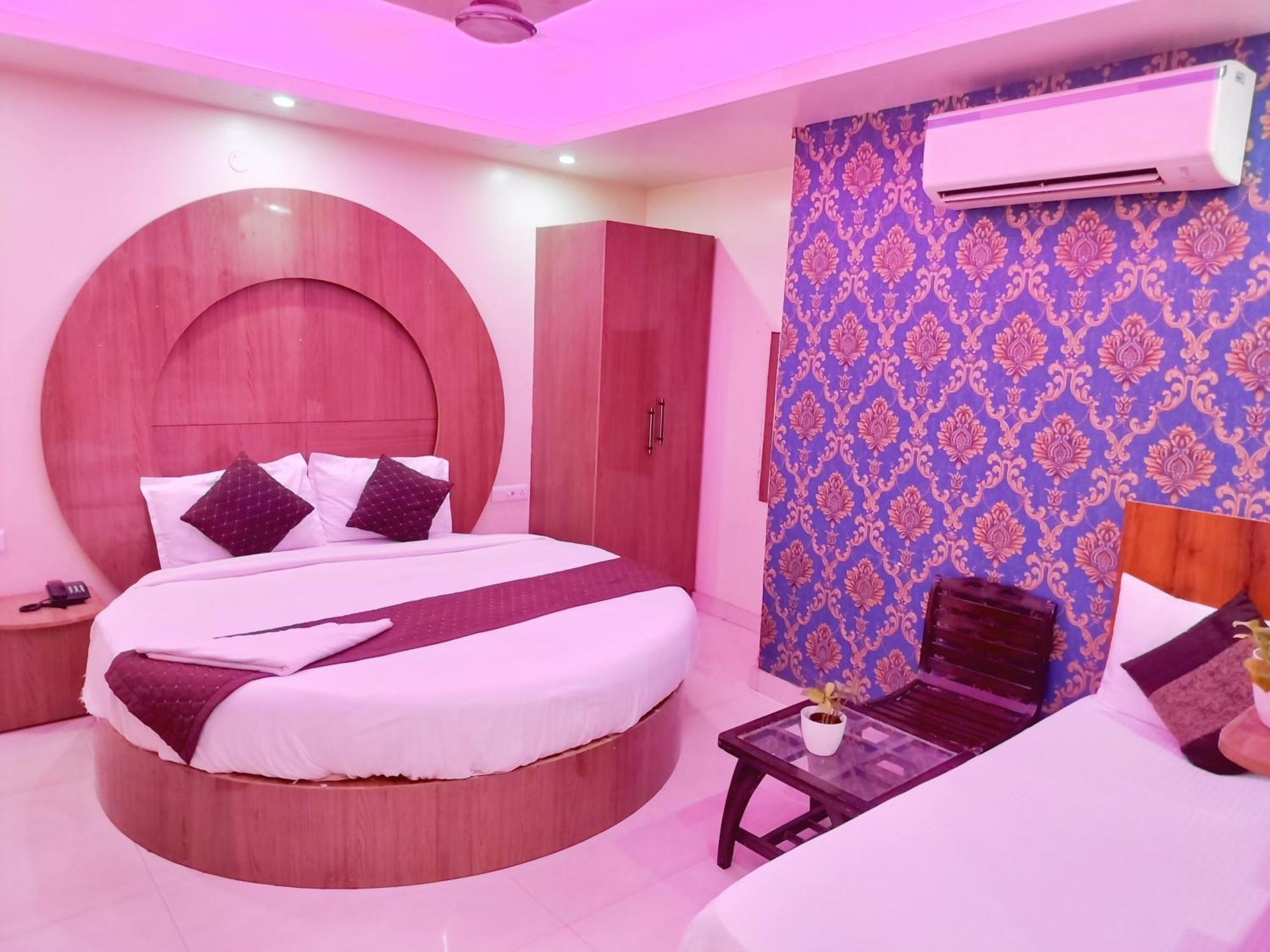Ishaan Delhi Airport -unit Of Ishaan Hospitality 3*