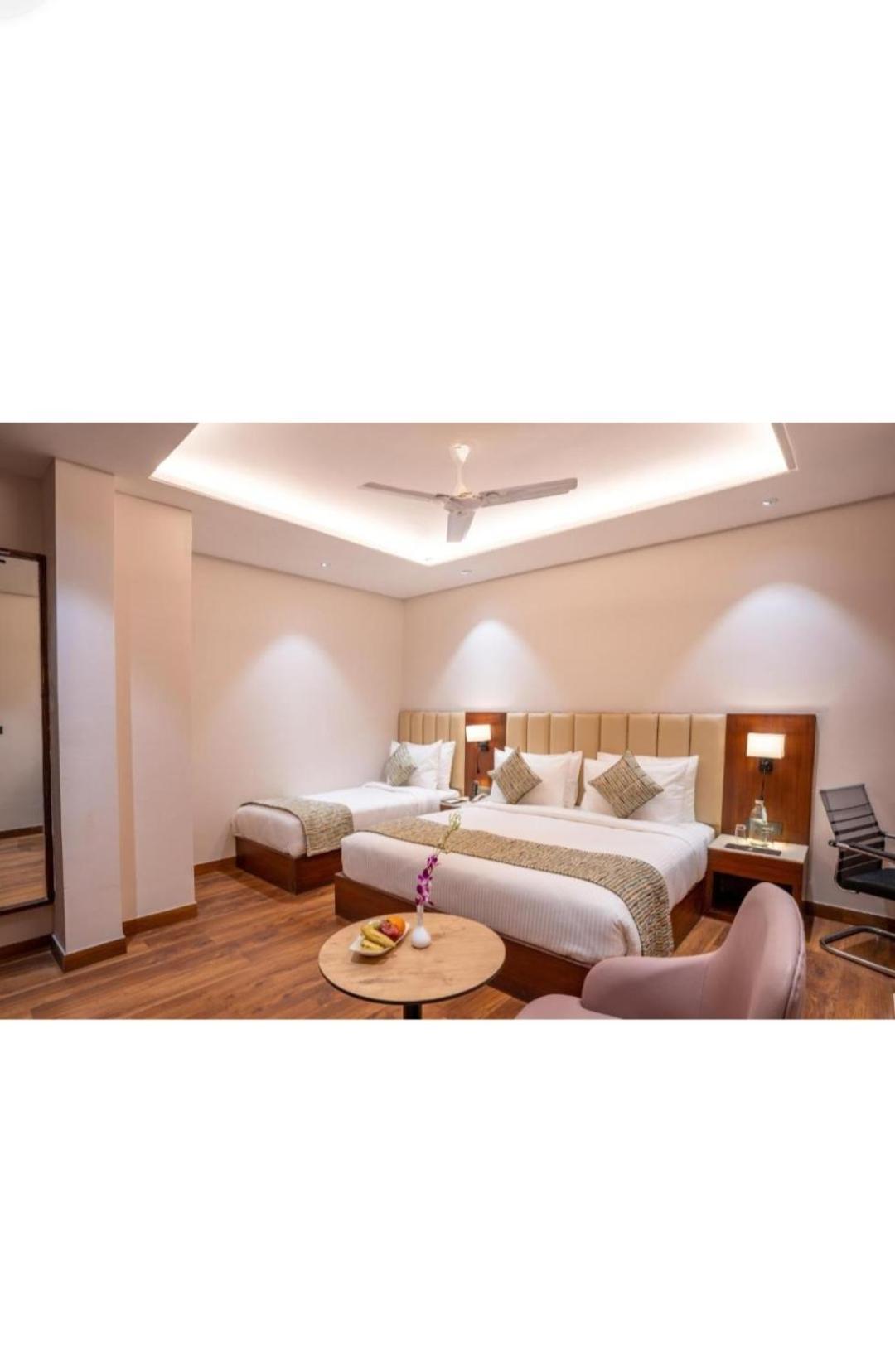 Ishaan Delhi Airport -unit Of Ishaan Hospitality 3*